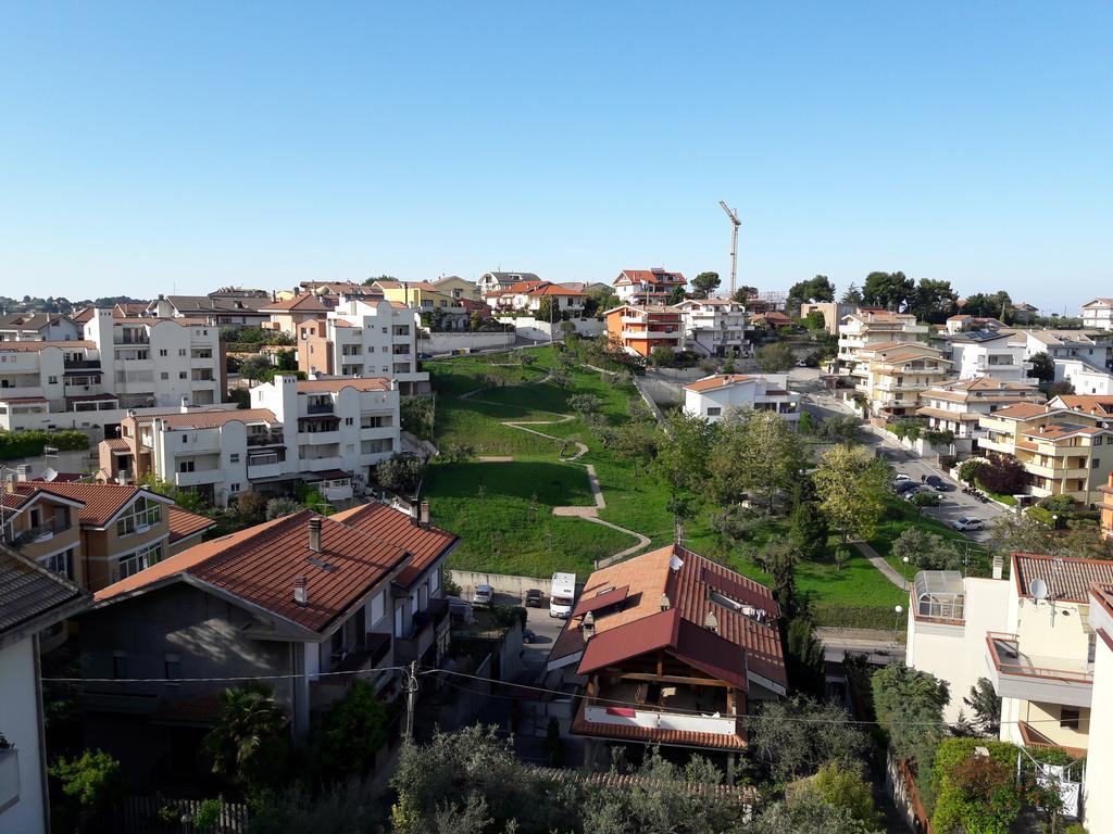 Bellavista - Pescara Colli Apartment Luaran gambar